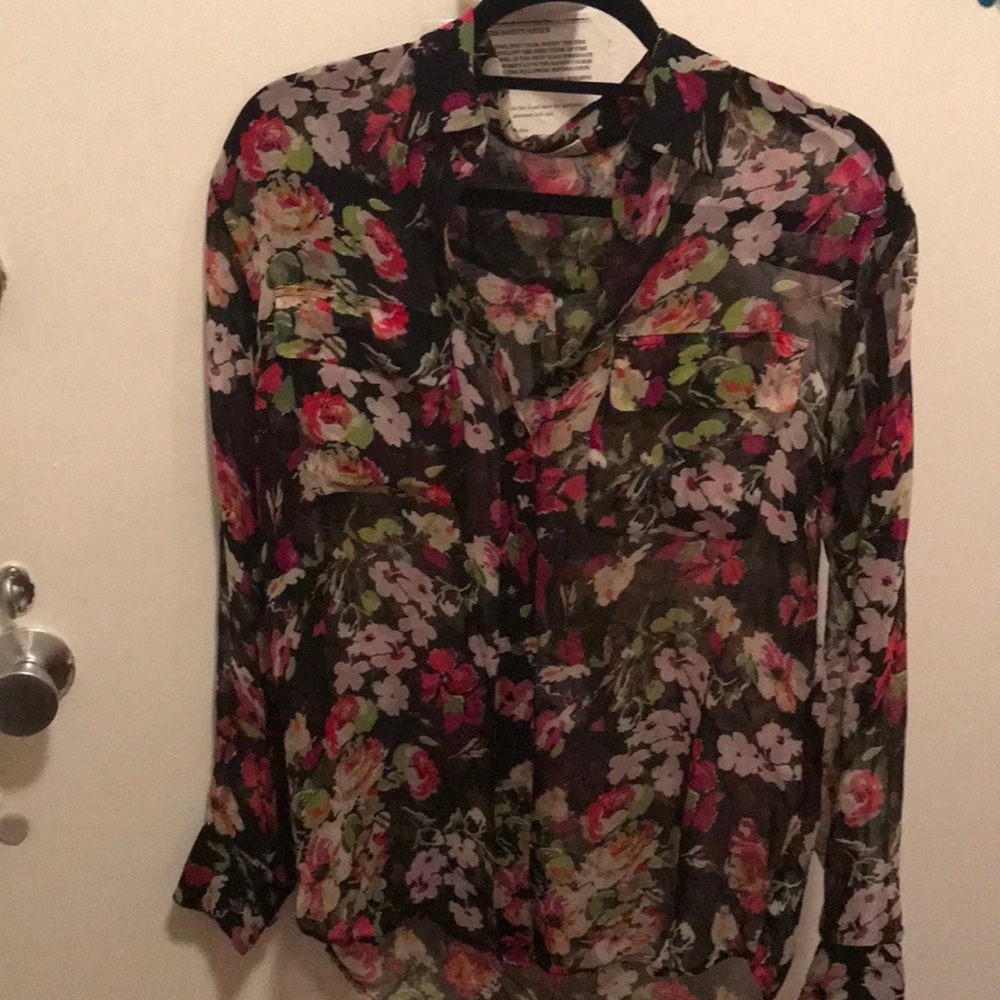 Equipment sheet floral top